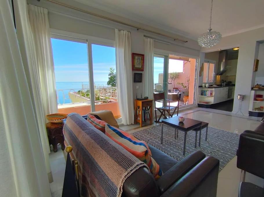 Amazing 3 Bedroom Townhouse Close To Burriana, 네르하 외부 사진