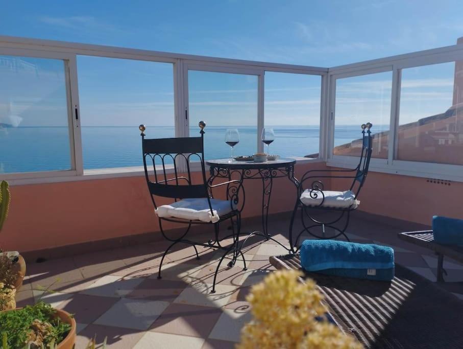 Amazing 3 Bedroom Townhouse Close To Burriana, 네르하 외부 사진